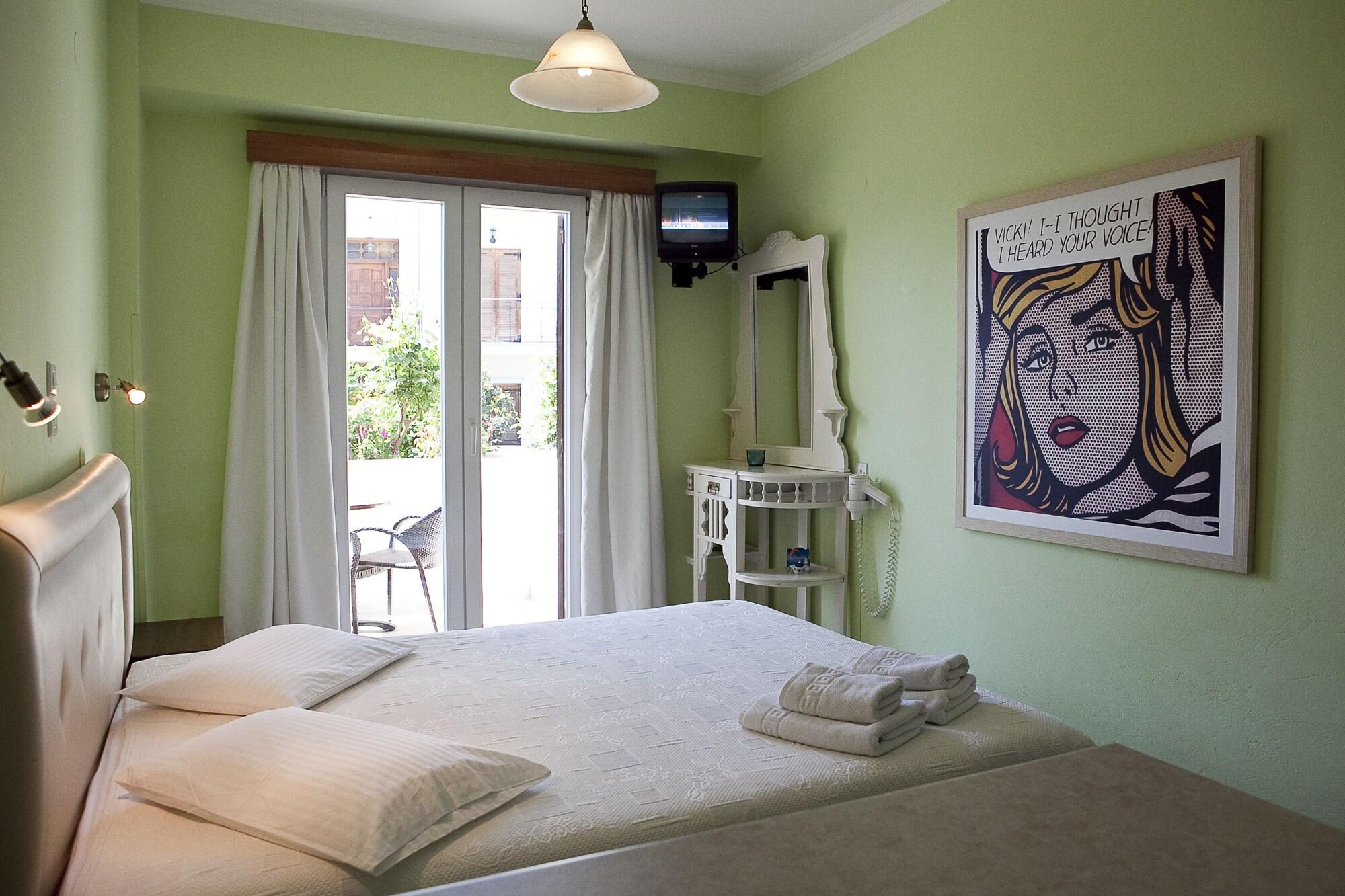 Virginia Hotel Samos Town Bagian luar foto