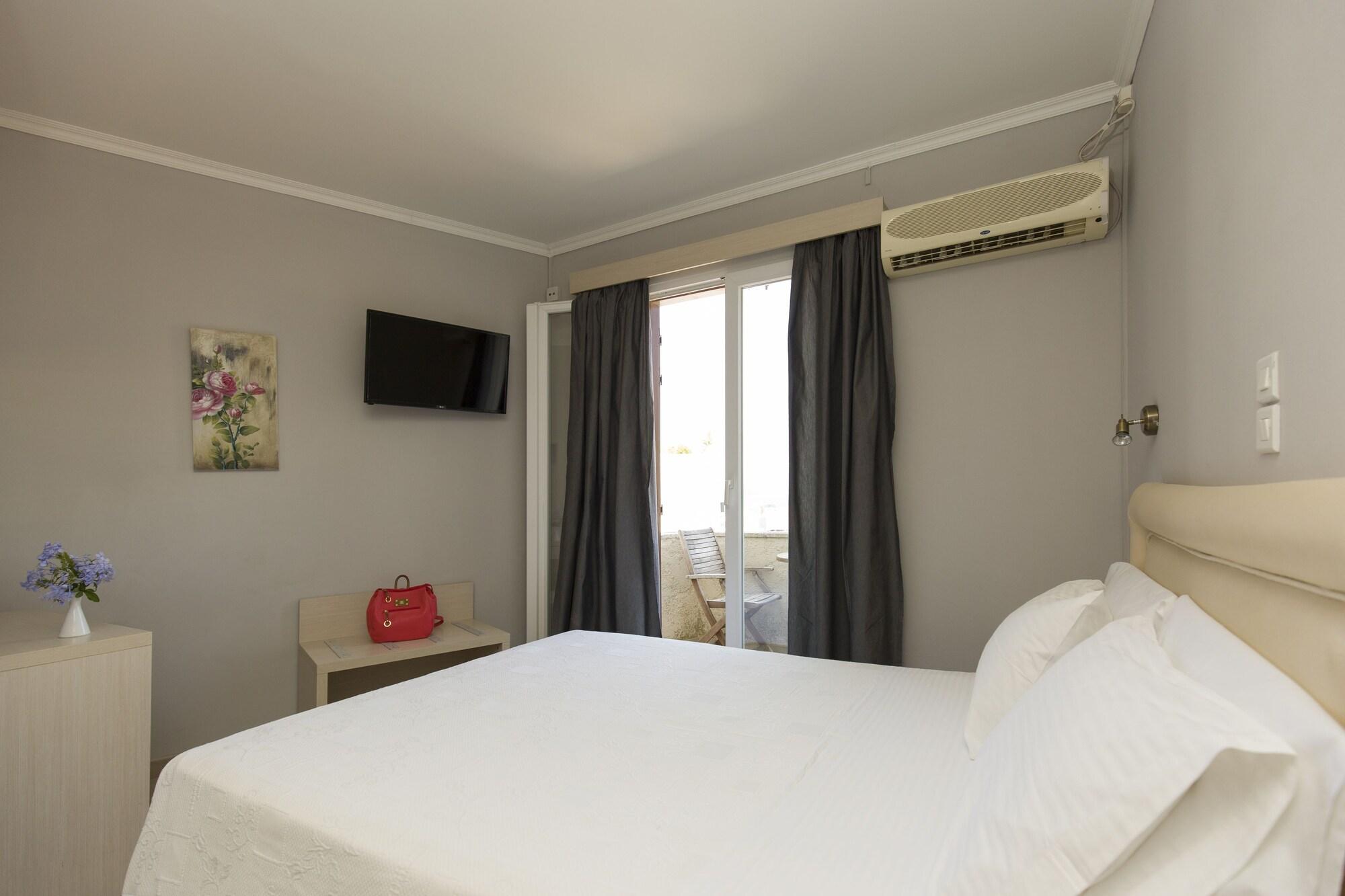 Virginia Hotel Samos Town Bagian luar foto