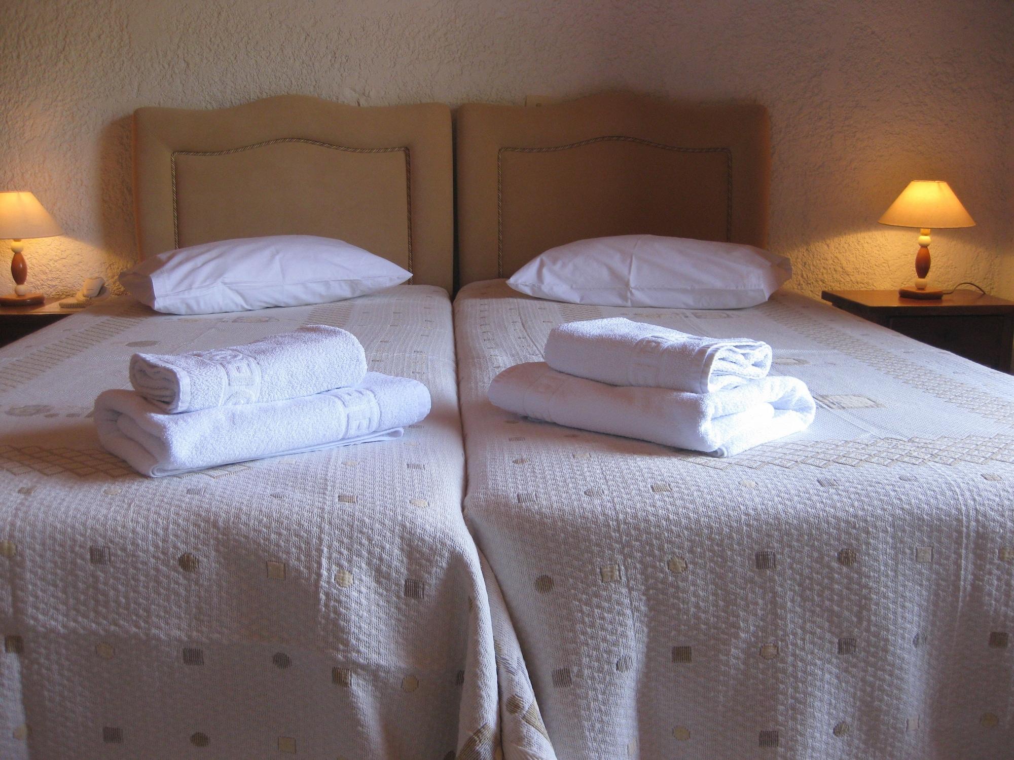 Virginia Hotel Samos Town Bagian luar foto