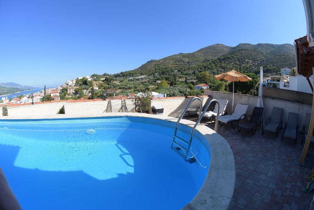 Virginia Hotel Samos Town Bagian luar foto