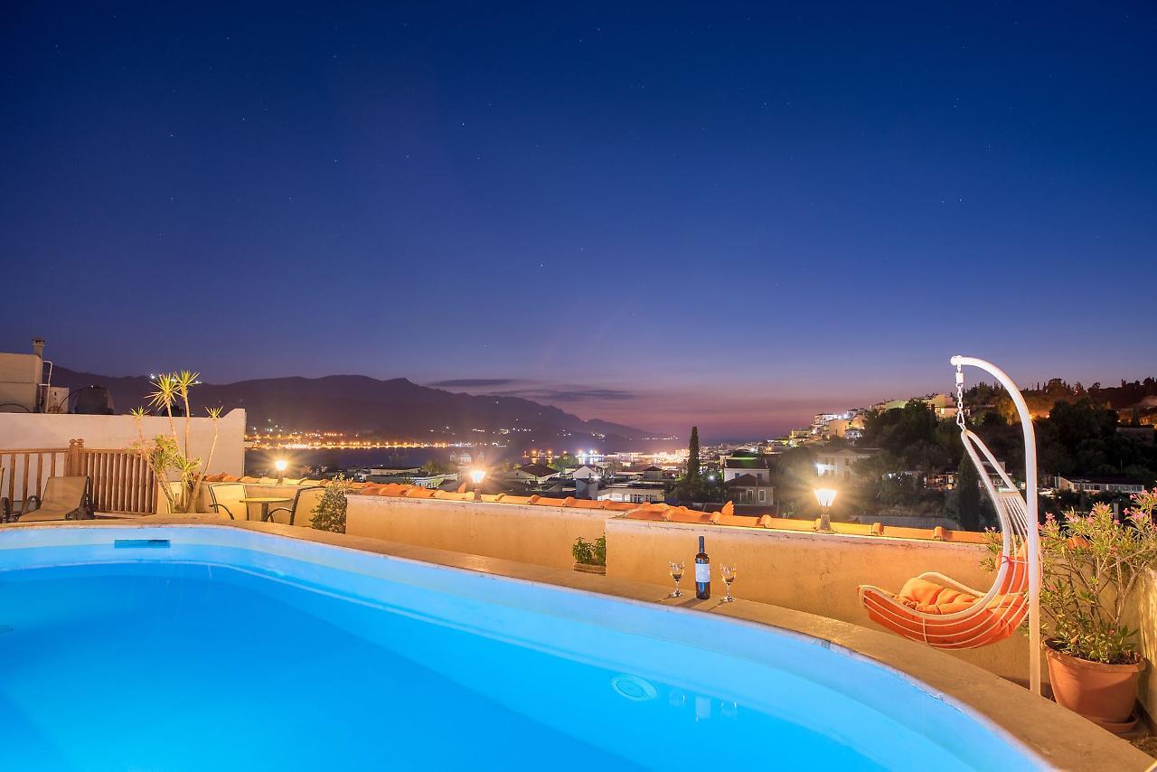 Virginia Hotel Samos Town Bagian luar foto
