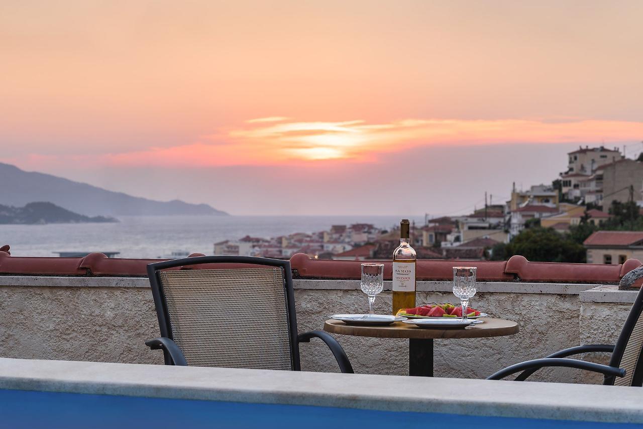 Virginia Hotel Samos Town Bagian luar foto