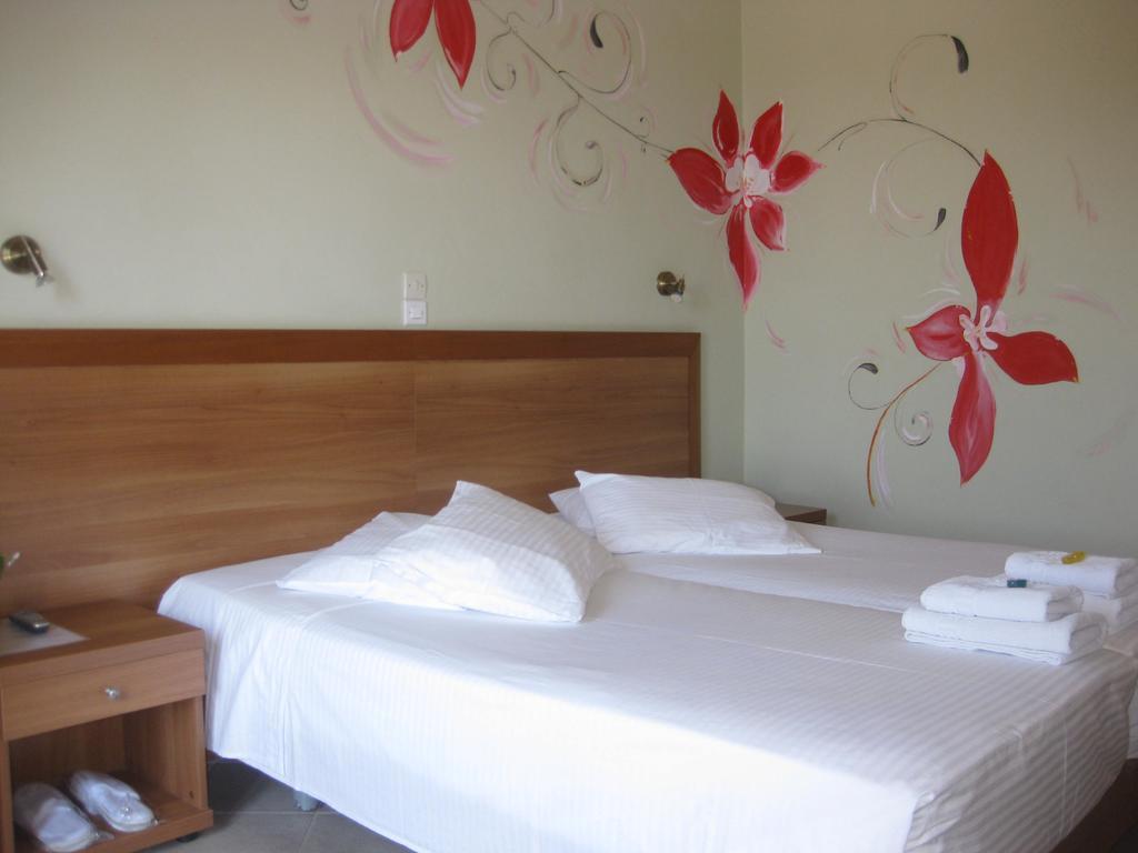Virginia Hotel Samos Town Bagian luar foto